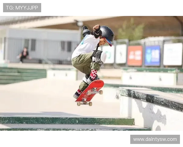 上海滑板队在滑板精英赛中的耐力表现分析与点评 上海滑板队在滑板精英赛中的耐力表现分析与点评