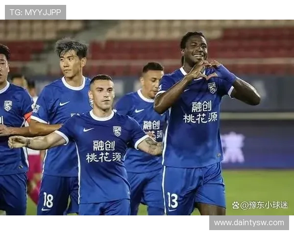 上海羽毛球队强势领跑锦标赛积分榜积累64分展现实力 上海羽毛球队强势领跑锦标赛积分榜积累64分展现实力