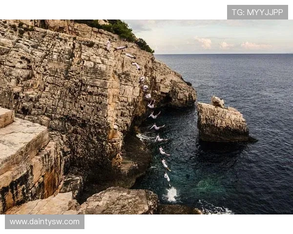 武汉极限运动队与重庆极限运动队赛后复盘分析团队配合与战术执行的关键要素 武汉极限运动队与重庆极限运动队赛后复盘分析团队配合与战术执行的关键要素