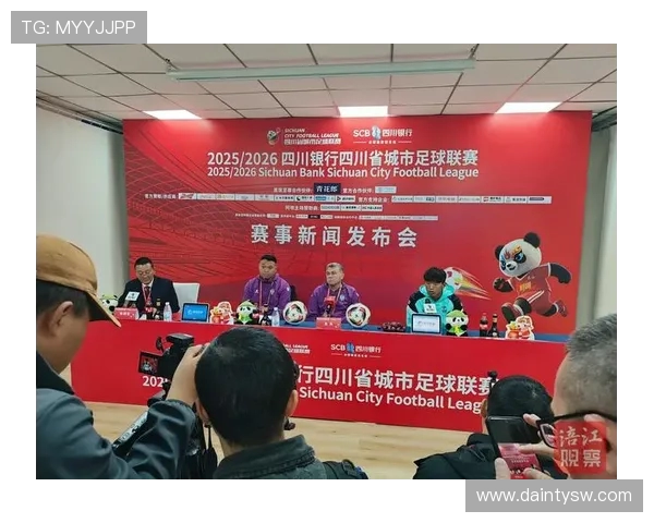 武汉足球队与西安足球队赛后复盘分析力量对比与战术探讨 武汉足球队与西安足球队赛后复盘分析力量对比与战术探讨