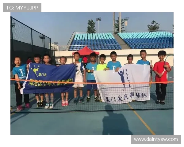 深圳网球队与上海网球队赛后分析:战术节奏与表现的深度解析 深圳网球队与上海网球队赛后分析:战术节奏与表现的深度解析