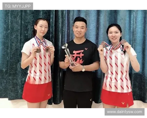 深圳羽毛球队与杭州羽毛球队耐力较量赛后分析与总结 深圳羽毛球队与杭州羽毛球队耐力较量赛后分析与总结