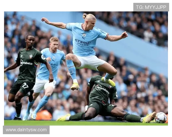 德布劳内复出状态火热三次助攻助曼城轻取对手展现霸主风范 德布劳内复出状态火热三次助攻助曼城轻取对手展现霸主风范