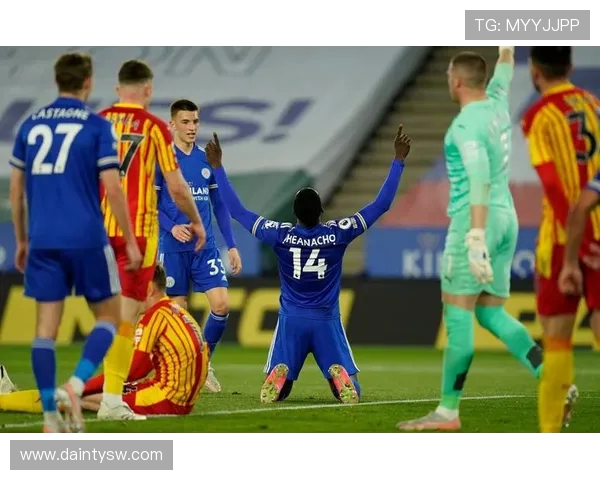 西布罗姆与诺丁汉激战正酣比赛直播全程精彩回顾与分析