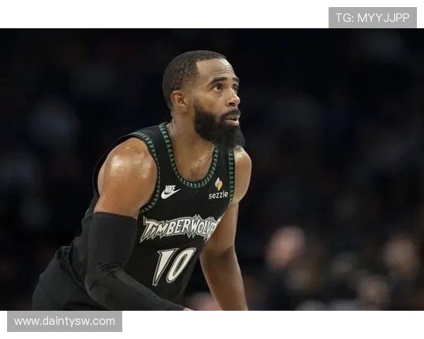 迈克康利的篮球传奇之路与职业生涯的辉煌成就分析