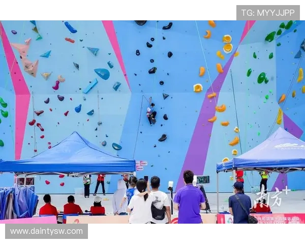 广州攀岩队在攀岩比赛经验排行榜中荣获第八名的佳绩引发关注