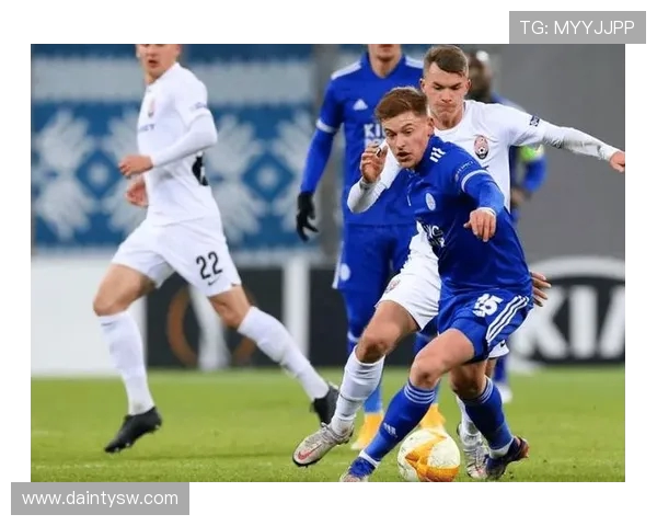 DOTA2巨献:深入解析JDG战队的游戏节奏与战术布局